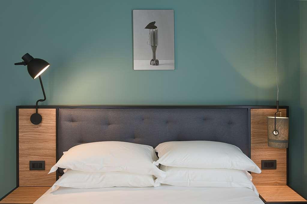 The Poet Hotel La Spezia Camera foto